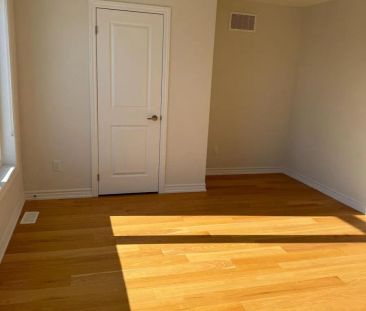 27 ROCHESTER DRIVE - Photo 1