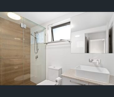 Neat & Tidy Apartment in the Heart of Sherwood - Photo 5