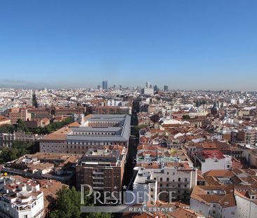 Flat in Madrid, for rent - Photo 1