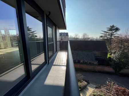 --- NIEUW --- Volledig vernieuwd 1-slaapkamerappartement + autostaanplaats & berging - Photo 5