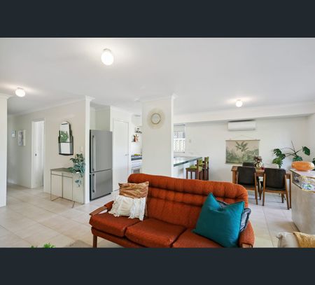2/22 Birdwood Street, Innaloo, WA 6018 - Photo 3