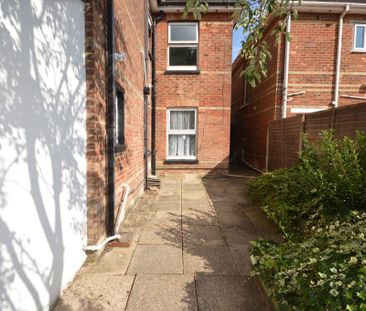 Bournemouth Osborne Road Winton, BH9, Dorset - Photo 4