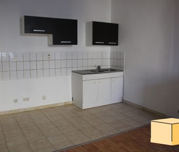 Location Appartement 3 pièces 77m² BELLEY 01300 - Photo 1