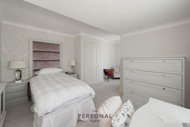 5 bedroom detached house to rent - Photo 1