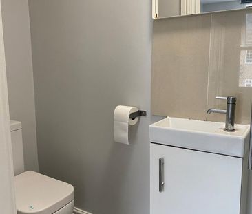 Studio Flat, Oval Road, CR0 - Photo 5