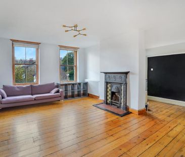 4 bedroom maisonette to rent - Photo 2