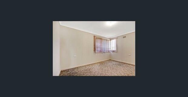 Charmingly Maintained: Your Neat and Tidy Haven !!! - Photo 1