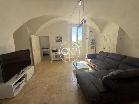 Location Maison 4 pièces 141m² LA LONDE LES MAURES 83250 - Photo 2
