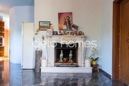 Βίλα για ενοικίαση Κέντρο (Άγιος Στέφανος) - Photo 2