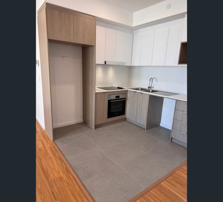 2*2*1/14 Leila Street, Cannington, WA 6107 - Photo 4