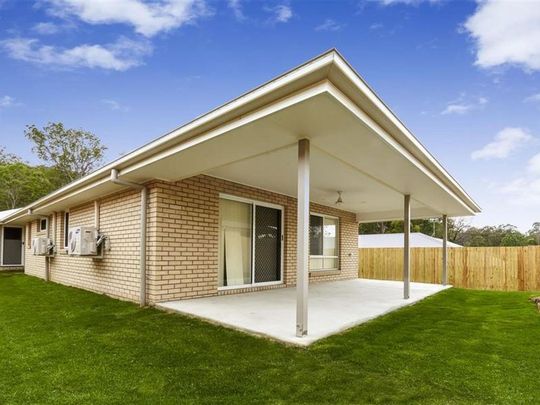 Perfect Large Family Home - Photo 1