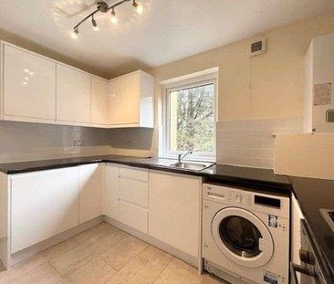 Shackleton Place, Oldbrook, MK6 - Photo 2