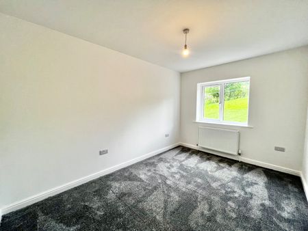 4 bedroom house to rent - Photo 3