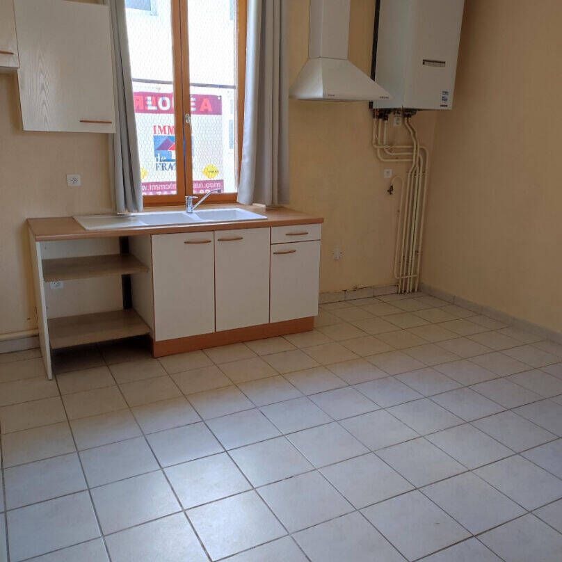 Location appartement 3 pièces 58.78 m² à Oyonnax (01100) - Photo 1