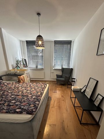 Te huur: 4-kamer appartement in het centrum van Zeist - Photo 3