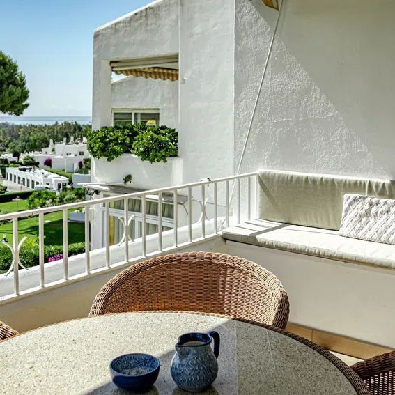 Alquiler de ático en Urbanizacion Nva Andalucia Aloha, 8 - Photo 1