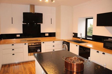 2 bedroom barn conversion to rent - Photo 5