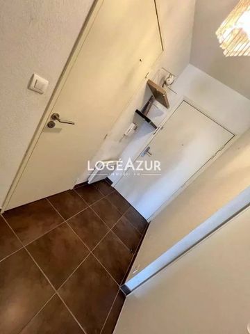 Location AppartementGolfe-Juan - Photo 5