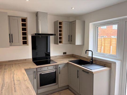 2 bedroom semi-detached house to rent - Photo 1