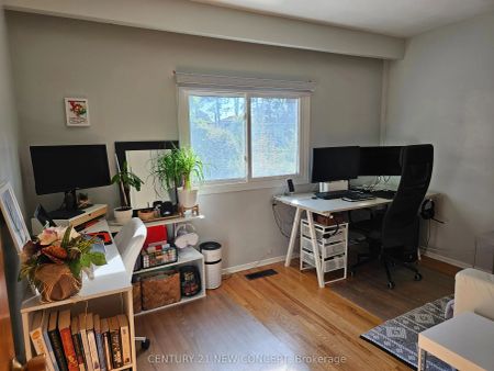 36 James Gray Drive E #Upper - Photo 2