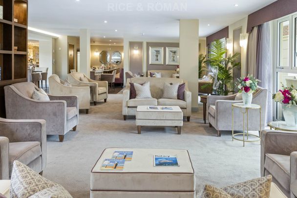 2 Bedroom Apartment, Augustus House – Virginia Water - Photo 1