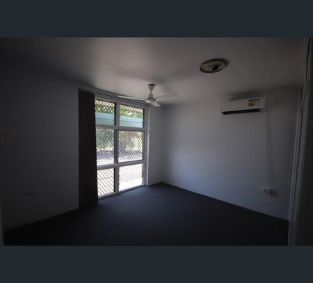 1/38 Meenan Street, Garbutt, Qld 4814 - Photo 4