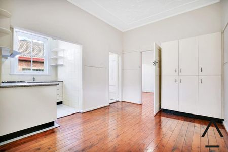 49 Kitchener Avenue, Earlwood NSW 2206 - House For Rent | Domain - Photo 5