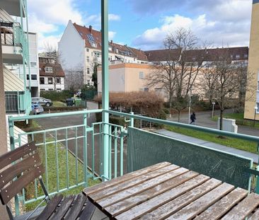 Top Lage - schöne 2-Zi.-Wohnung mit Balkon in der Weststadt - Photo 3