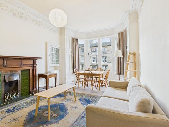 3 bedroom flat to rent - Photo 1