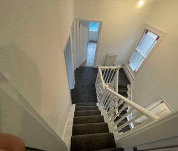 Francis Road, Leyton, London, E10 - Photo 2