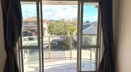 3 Bedroom Apartment - Photo 5