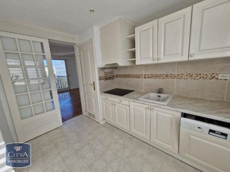 Location Appartement 3 pièces 75m² LE HAVRE 76600 - Photo 4