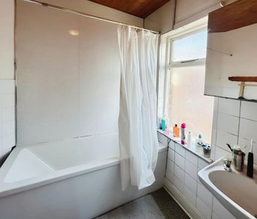 3 bedroom terraced house to rent - Photo 6