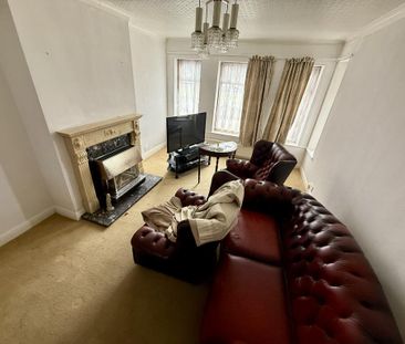 5 bedroom end of terrace house to rent - Photo 6