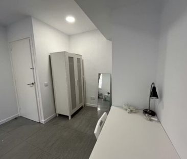 Passeig de Sant Joan, Barcelona, Catalonia 08037 - Photo 1