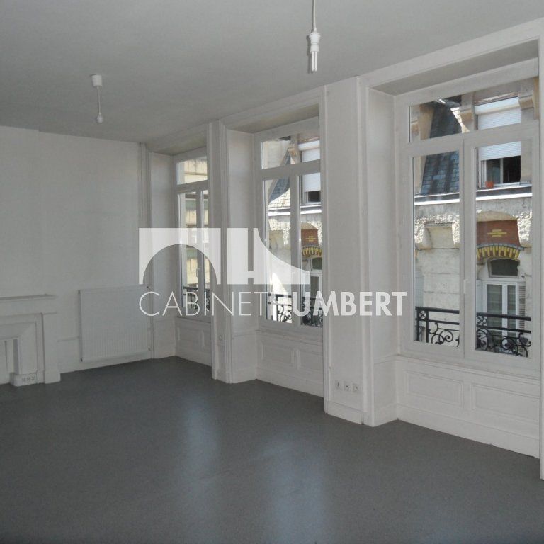 Location Appartement 2 pièces 56m² ST ETIENNE 42000 - Photo 1