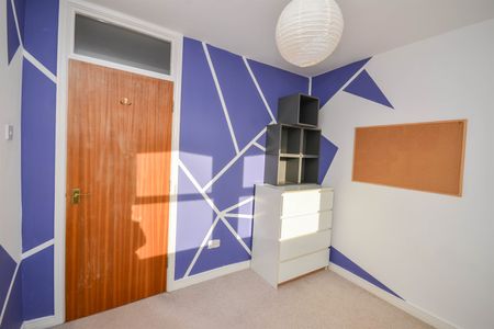 2 bed apartment to rent in Flat , Regent Road, Gosforth, NE3 - Photo 5