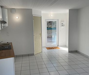 STUDIO QUIMPER TERRASSE 25m² - Photo 2