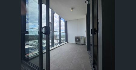 Modern 1 Bedroom Plus Study | Prime Macquarie Park Location - Photo 3