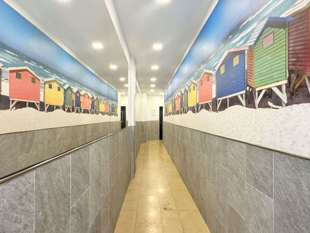 WUPPERTAL-ZENTRUM: HELLE & GROßZÜGIGE 3-ZIMMERWOHNUNG IN ELBERFELD-MITTE +AUFZUG +KÜCHE +NEUES BAD - Photo 4