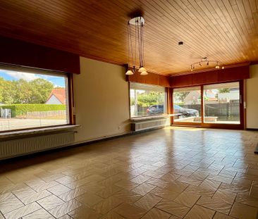 Open bebouwing met 3 slaapkamers en garage - Foto 5