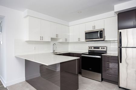 1160 Saint-Mathieu, Montréal, QC - Photo 4
