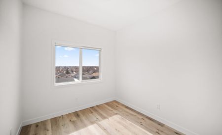 Primrose: Gold Accents – 1800 Leila, Winnipeg, MB - Photo 5