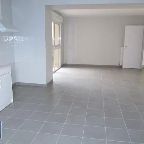 Appartement à louer 4 pièces 78.17m² - Photo 1