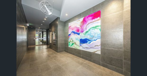 Urban Panorama Apartment - Photo 1