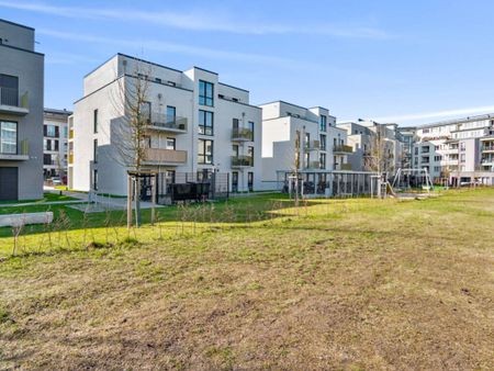 Perfekt für Familien - 4-Zimmer-Wohnung mit Terrasse zu vermieten! - Photo 3