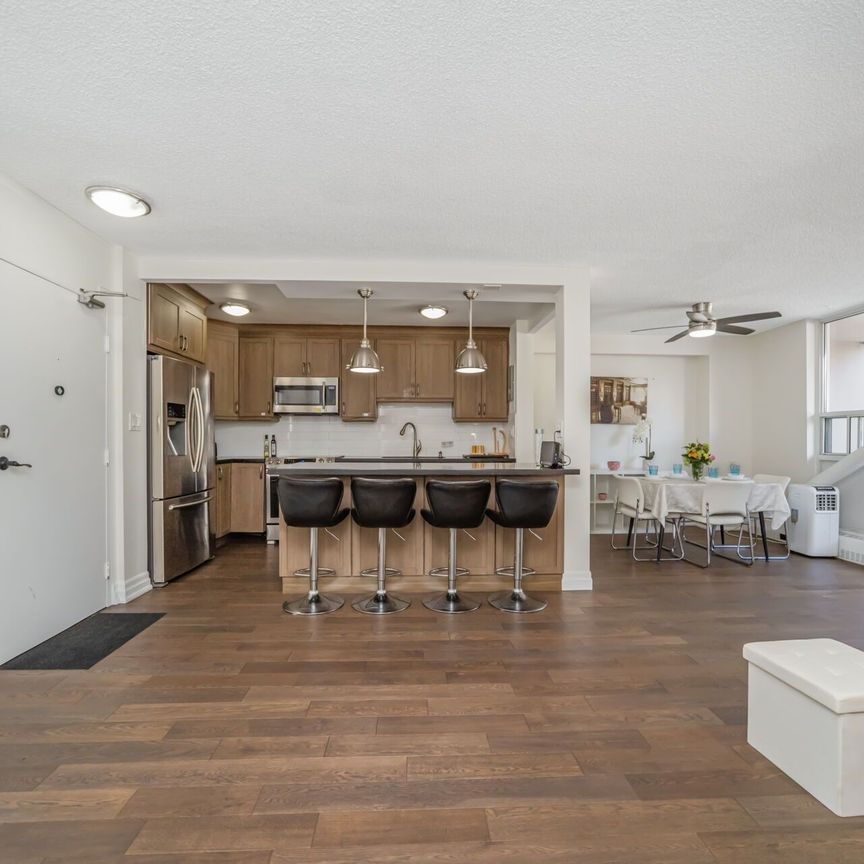 For Lease - 1964 Main Street Unit# 404, Hamilton, Ontario - Photo 1