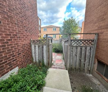 For Lease - 6037 Dunford Drive Unit# Bsmt, Mississauga, Ontario - Photo 1