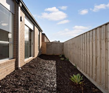 Low Maintenance Delight - Photo 6