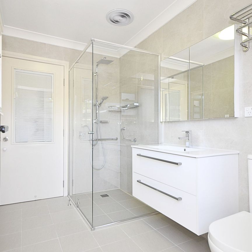 Neat & Clean in a Quiet Location&excl; - Photo 1